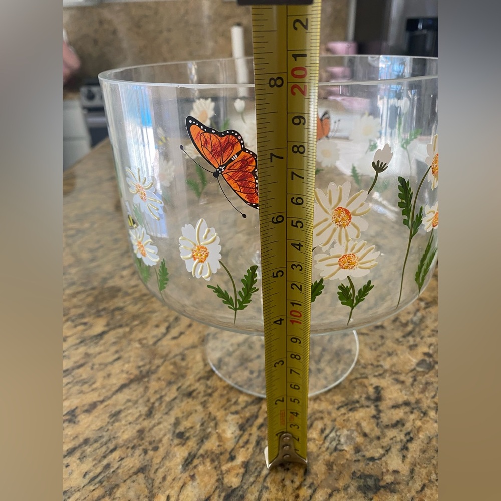 Floral Glass Bowl with Butterfly Design - Picture 7 of 7